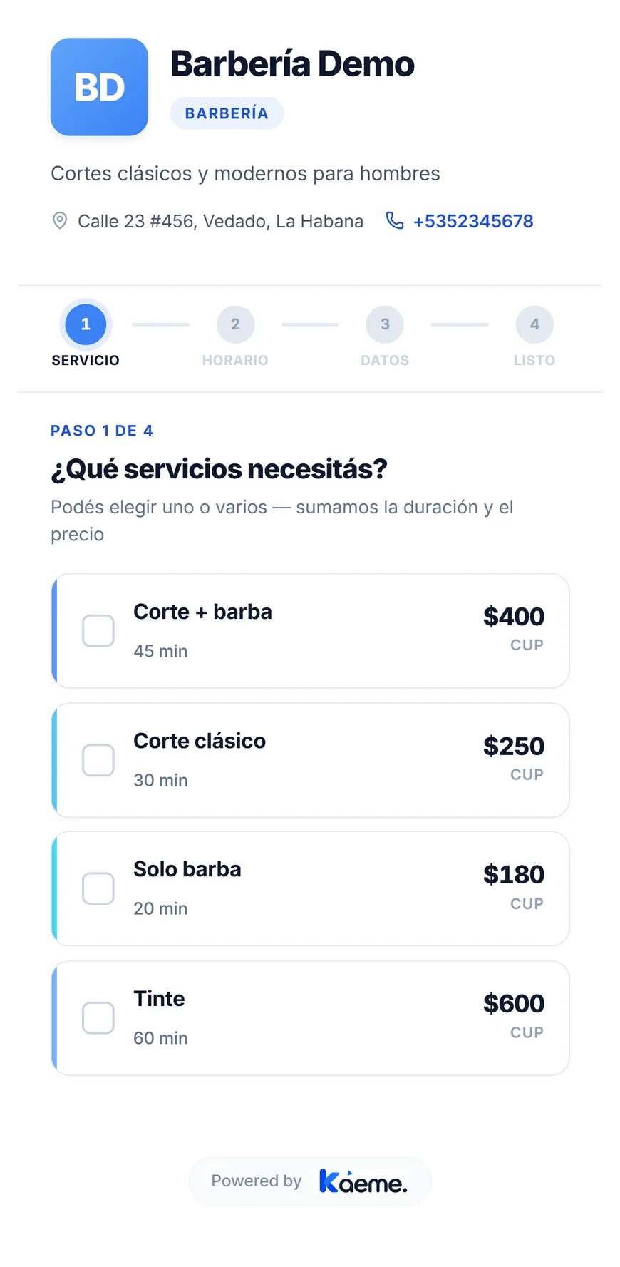 La página pública de reservas de Kaeme, donde el cliente elige servicio y horario